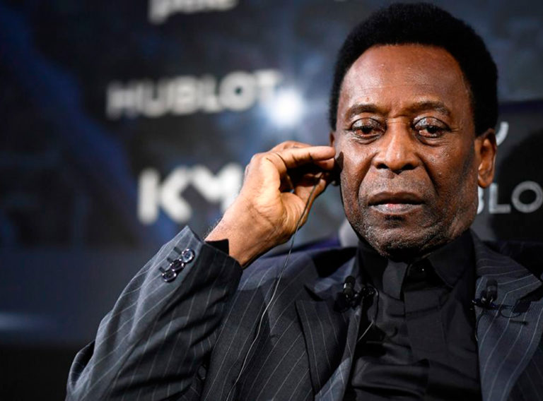 Pelé, deprimido por problemas de salud