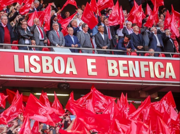 El Benfica dona un millón de euros para comprar material médico