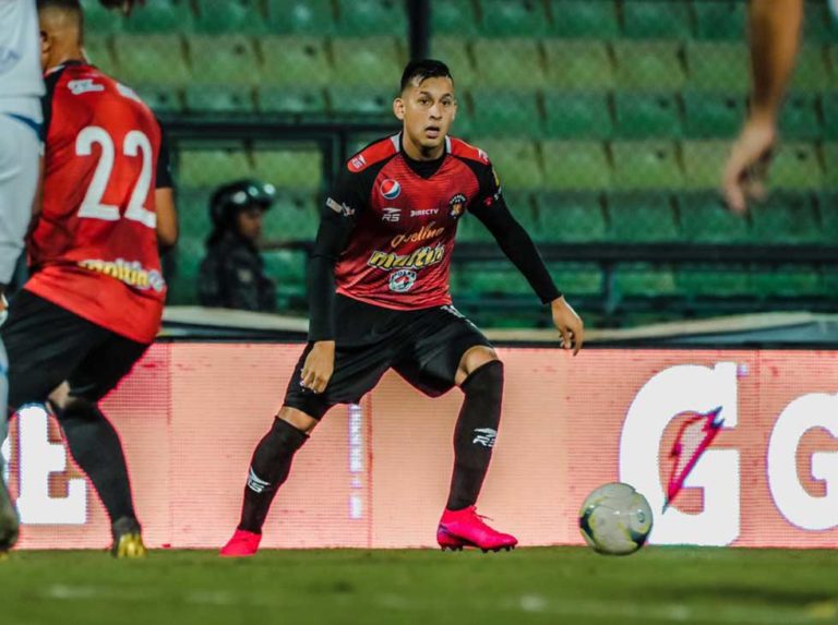Llegó hora de ser grandes para chamos del Caracas