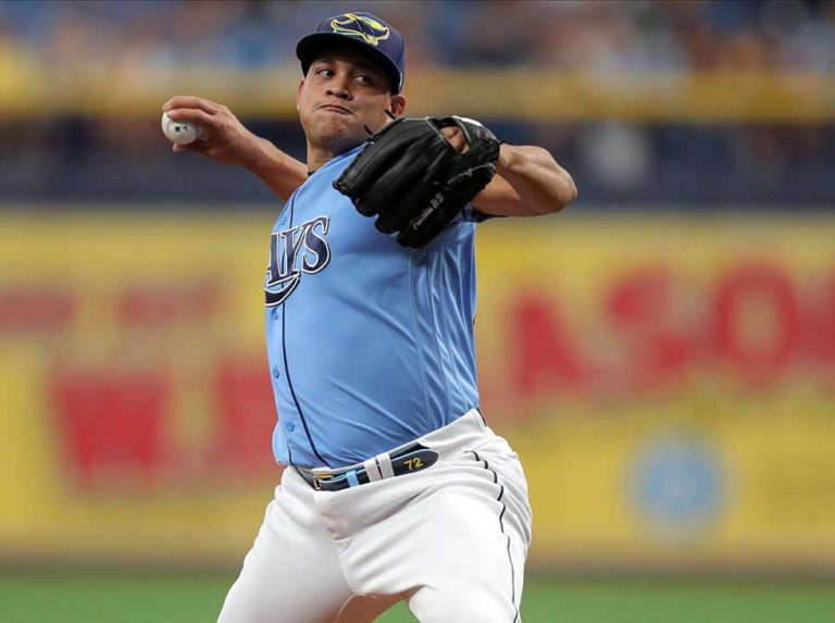 Yonny Chirinos recupera frescura en juego simulado