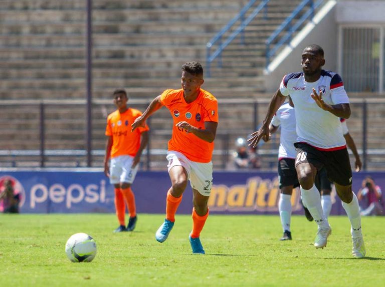 La Guaira suspende  sus entrenamientos