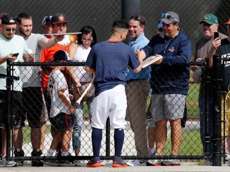 MLB mantiene fecha de inicio de temporada