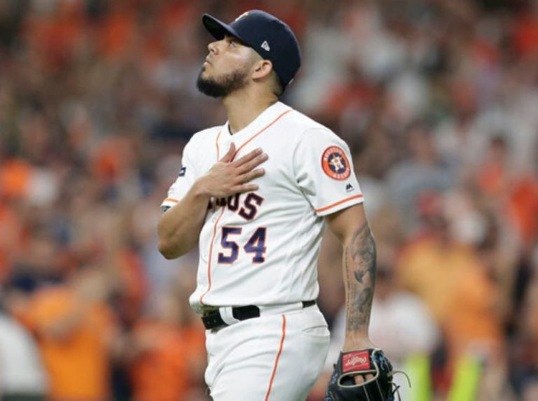 Roberto Osuna, cerrador notable