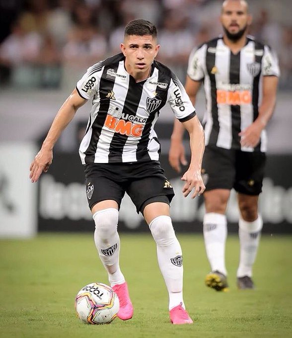 Camiseta 10 | Jefferson Savarino, nueva era