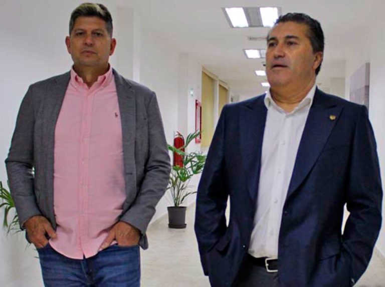 Peseiro visitó el CNAR  por planes con la vinotinto
