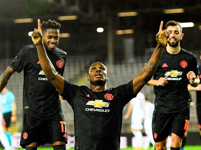 Manchester Utd se da un festín en el vacío de Linz