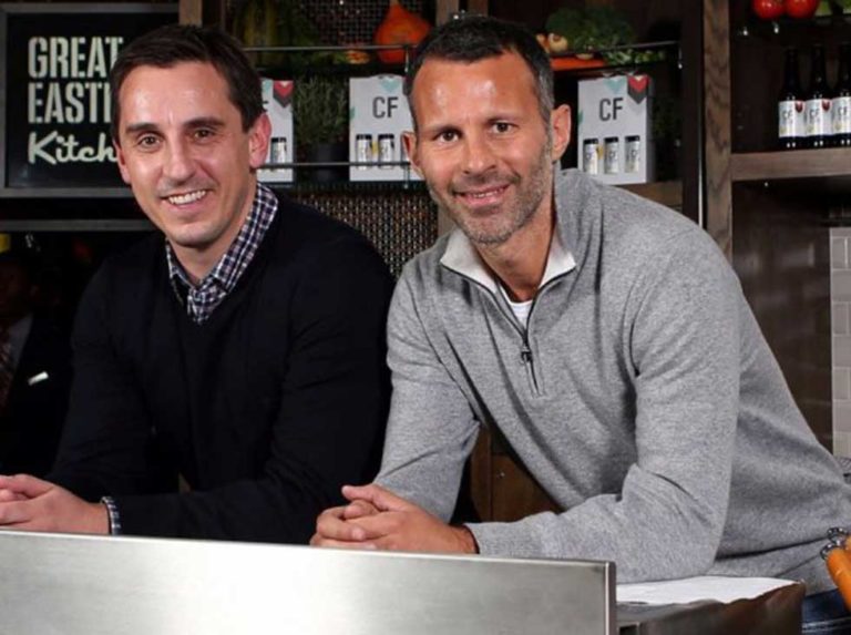 Neville y Giggs ofrecen sus hoteles para el personal sanitario