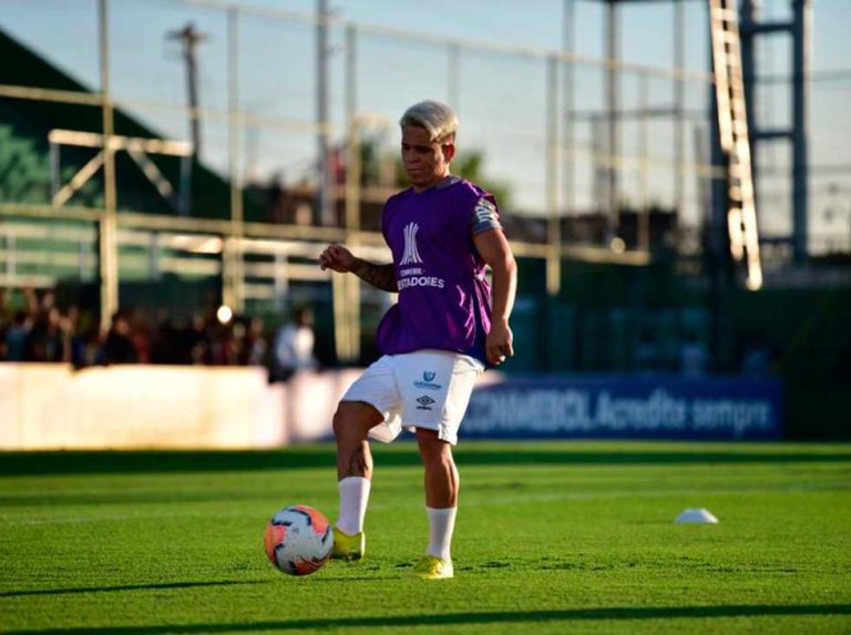 Soteldo y el Santos a encaminar su clasificación