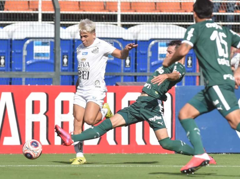 Santos visita a Defensa y Justicia en su debut histórico
