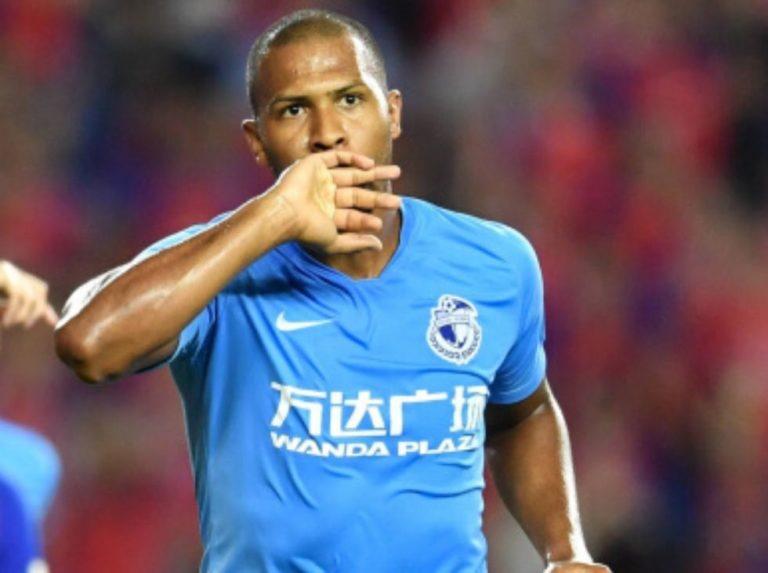 El Dalian Yifang de Rondón concentrado en Europa