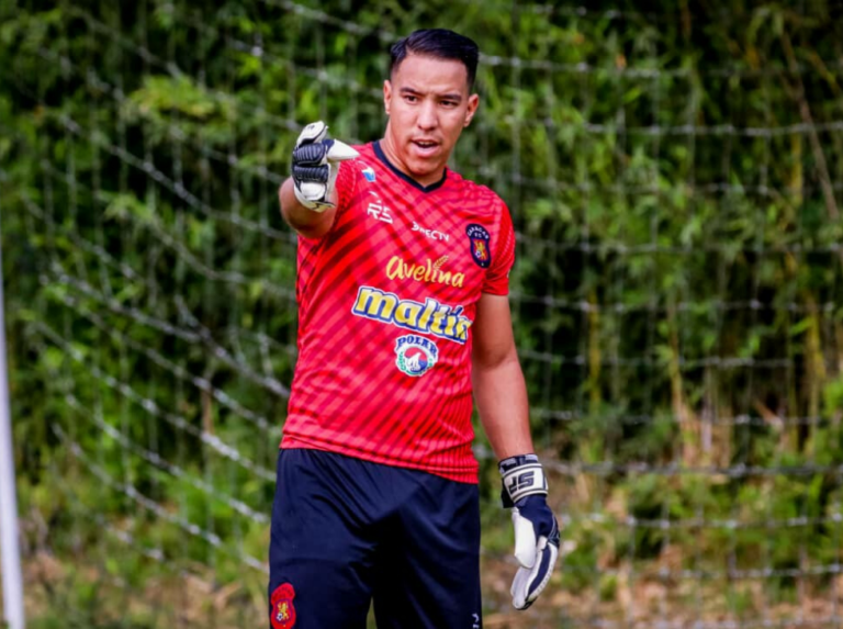 Maickel Romero: “Normalmente les mando su planificación a los arqueros”