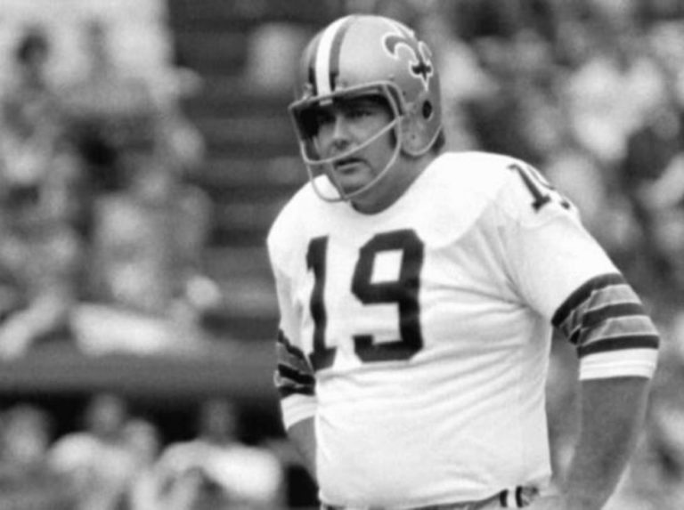Tom Dempsey,