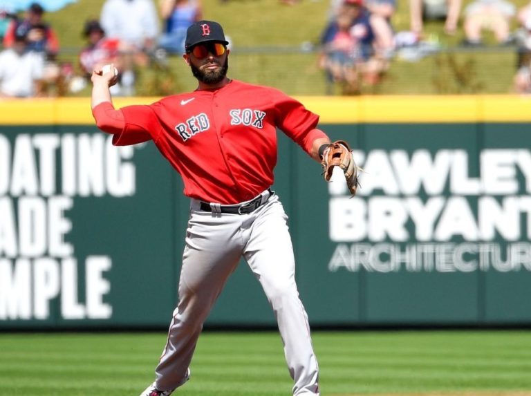 Ausencia de Pedroia beneficiará a José Peraza