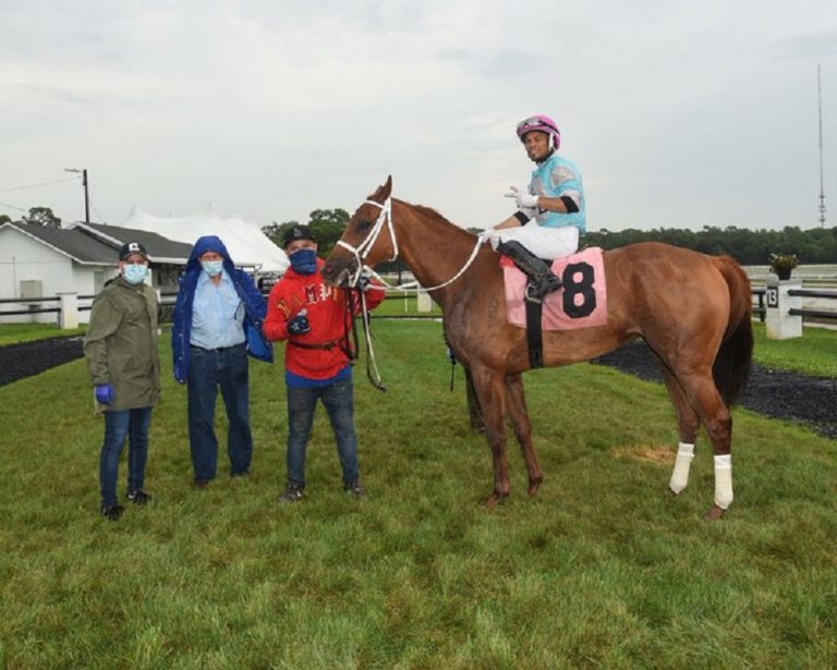Samy Camacho ganó tres en Tampa Bay Downs
