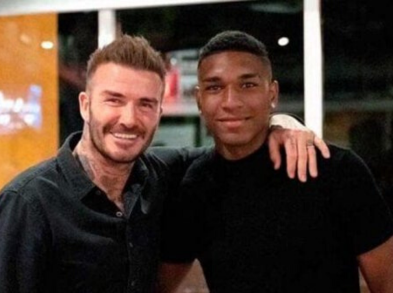 Makoun: «Beckham es un gran ser humano”