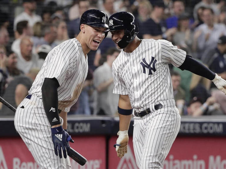 En la pelota | Nadie brilla en los Yankees