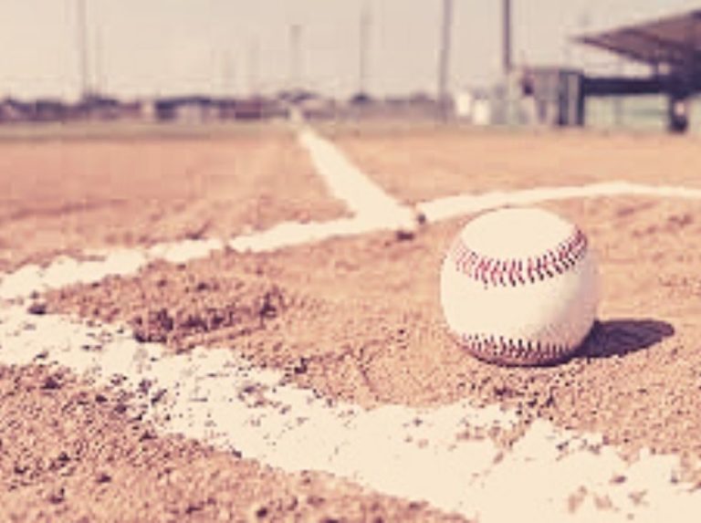 En la pelota | Buscan escritores sobre peloteros venezolanos