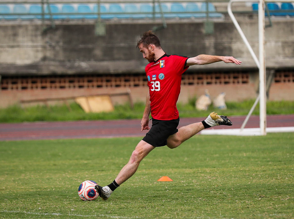 Fernando Aristeguieta, Vinotinto