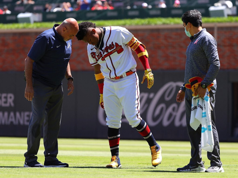 En la pelota | Bravos preocupados por cintura de Acuña