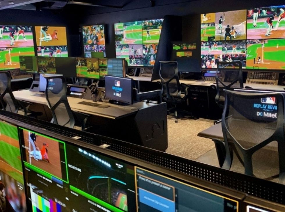 En la pelota La MLB cobra una fortuna por la TV En la pelota La MLB cobra una fortuna por la TV
