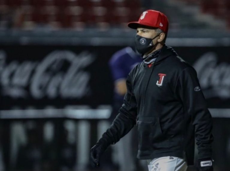 Vizquel abandonó su cargo con los Toros de Tijuana