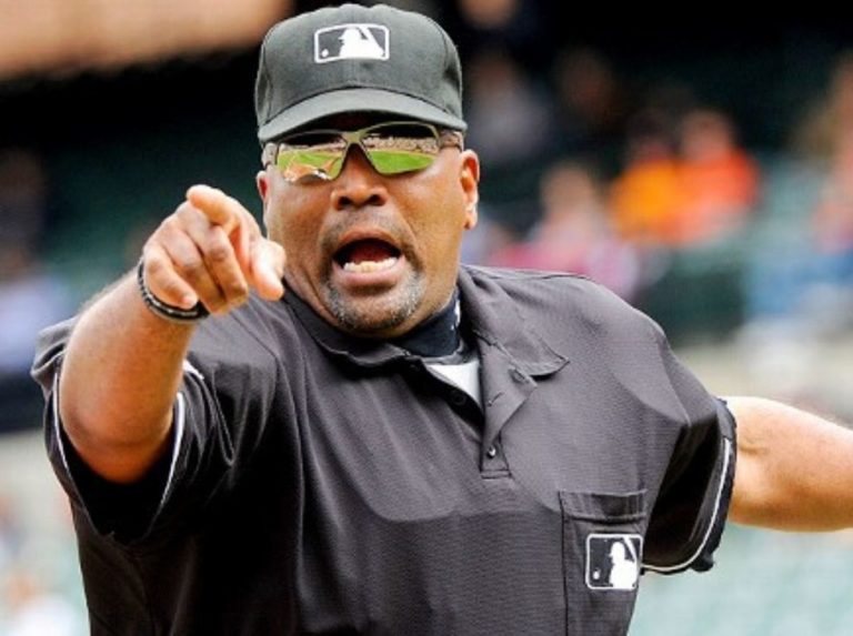 En la pelota Lázaro Díaz, el peor umpire de MLB