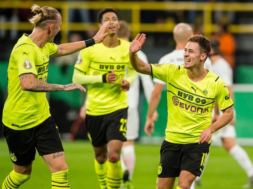 Hazard tomó la cuenta goleadora del Dortmund ante ausencia de Haaland