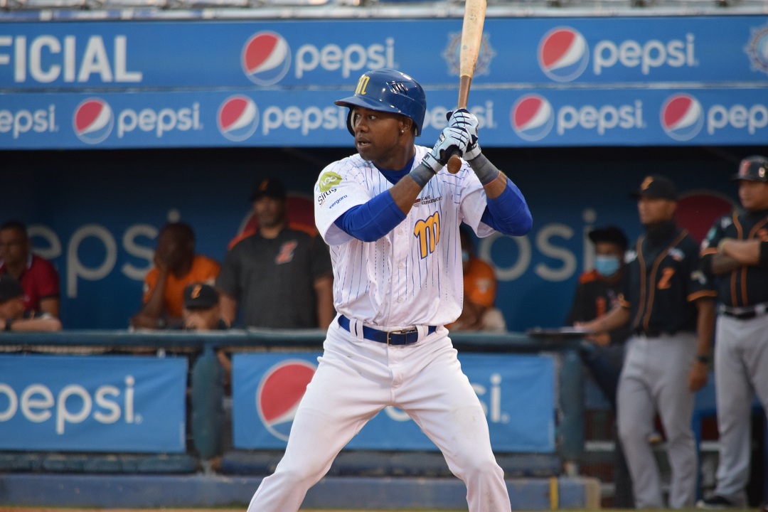 Alejandro De Aza Alejandro De Aza