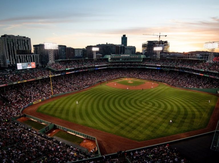 En la pelota No necesitan ganar para llenar Fenway