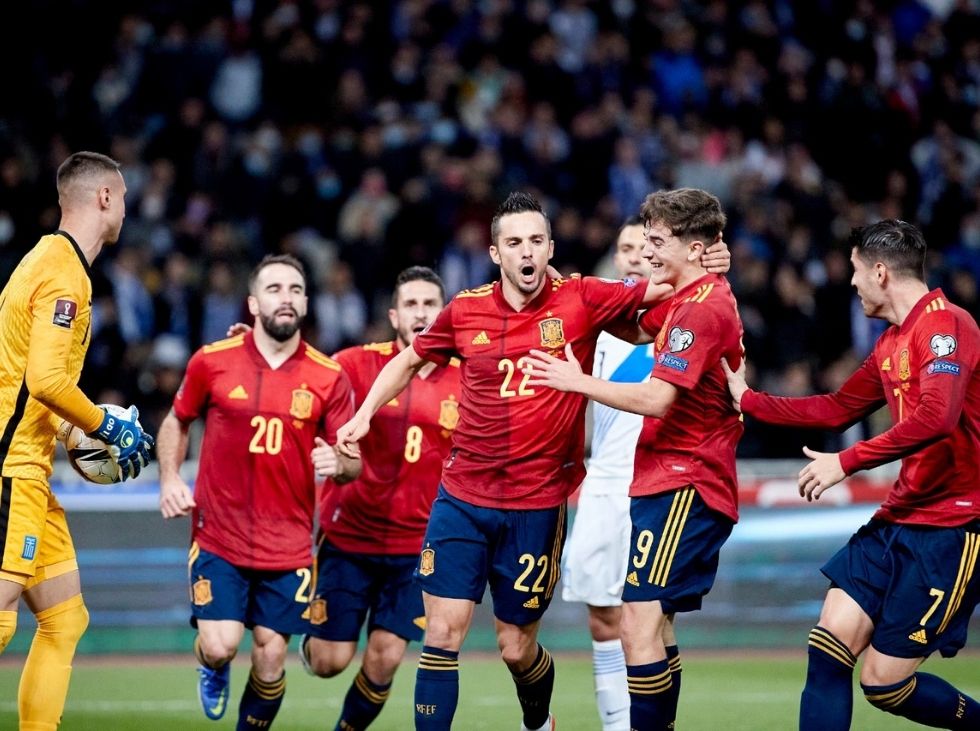 España aprovechó la caída de Suecia y lidera el grupo B España aprovechó la caída de Suecia y lidera el grupo B