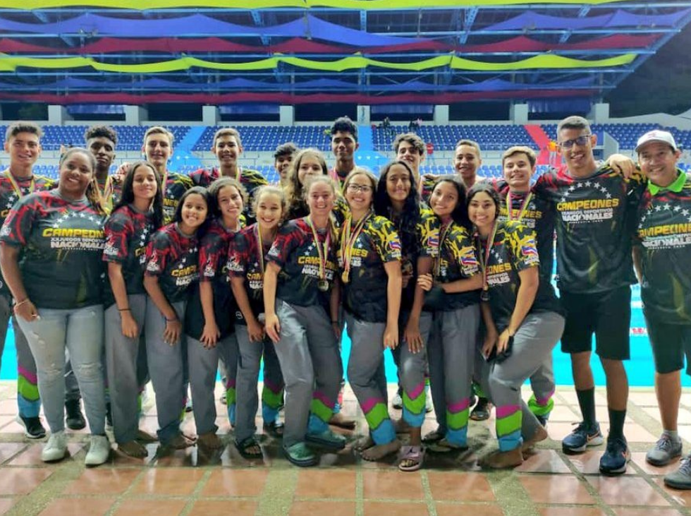 Miranda campeón de natación en Juegos Nacionales