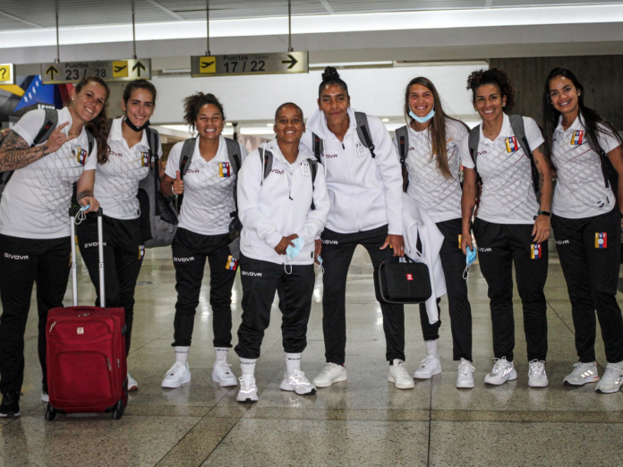 Vinotinto Femenina