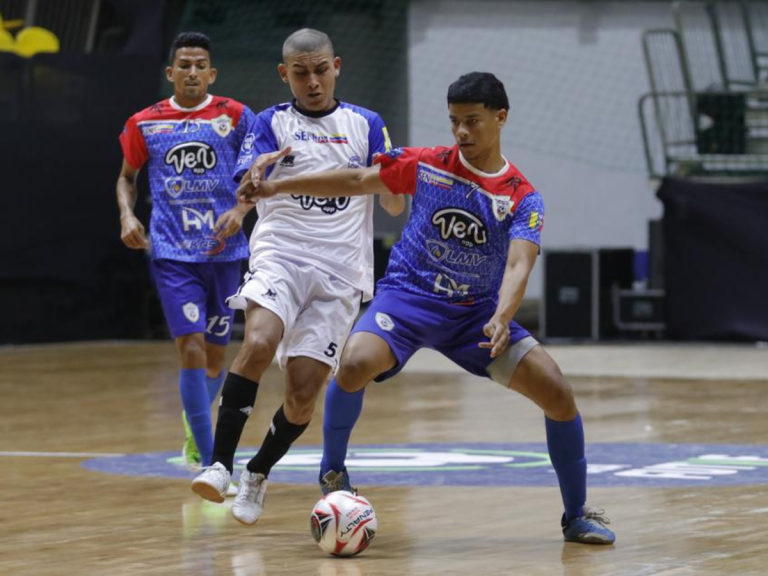 Candelero vence a Santa Bárbara y es líder de grupo