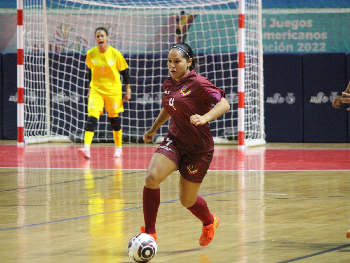 Futsal femenino se alista para los Juegos del Alba - Líder en deportes