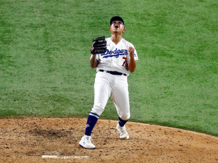 Julio Urías