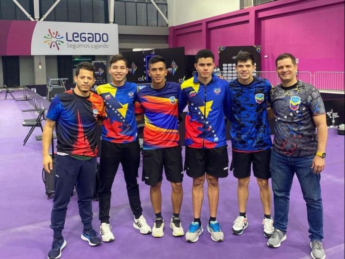 Tenis de mesa masculino