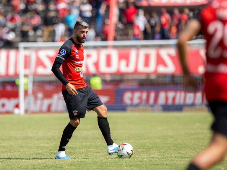 Caracas FC deberá hacer frente a la baja de Quijada