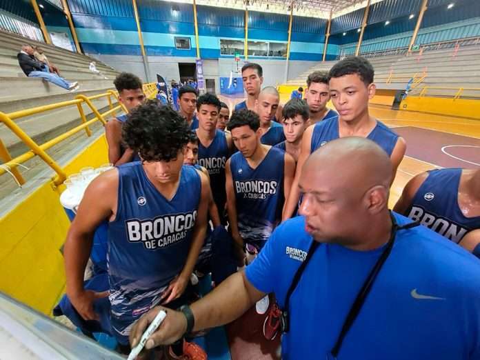 Campamento-Broncos