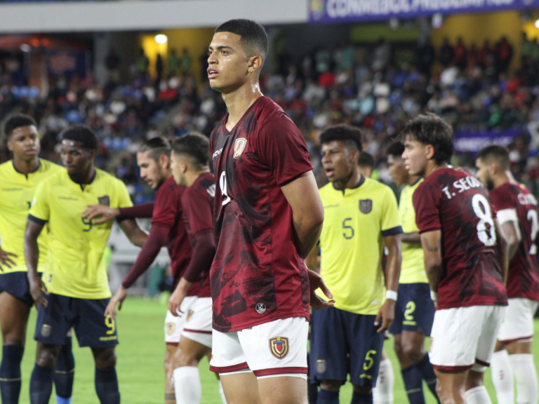 Kevin Kelsy vs Ecuador (Foto: Cheo Pacheco)