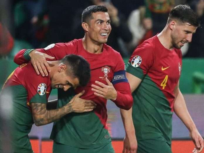 Cristiano Ronaldo Cristiano Ronaldo