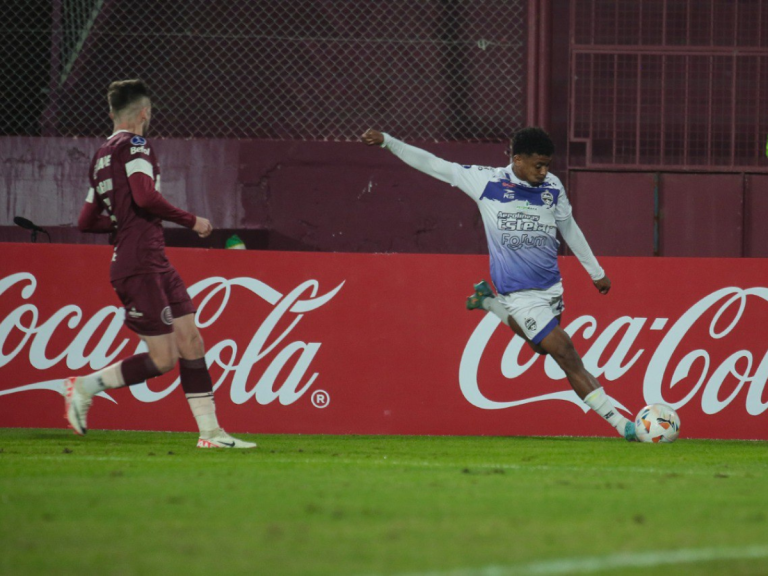 Metropolitanos cayó goleado ante Lanús