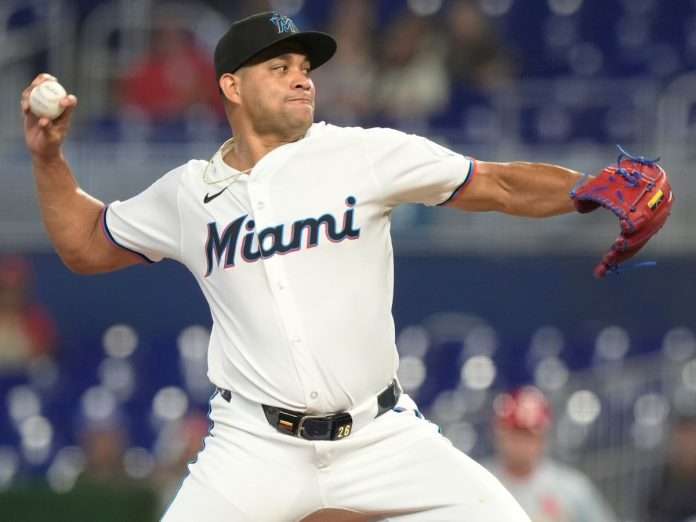 Yonny Chirinos Yonny Chirinos