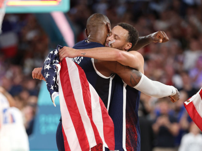 LeBron James y Stephen Curry. (Foto: @NBA)