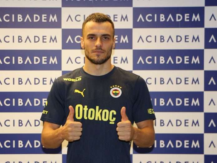 Filip Kostic (Foto: @Fenerbahce) Filip Kostic (Foto: @Fenerbahce)