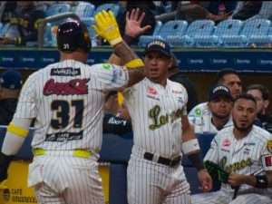 Leones