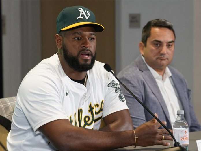 Luis Severino y David Frost Luis Severino y David Frost. (Foto: Rich Pedroncelli/AP)