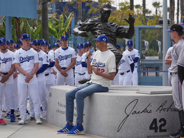 Kareem Abdul-Jabbar Kareem Adbul-Jabbar. (Foto: Damian Dovarganes/Dodgers)