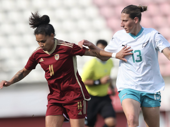 Oriana Altuve y Rebekah Stott. (Foto: @FemeninoFVF)