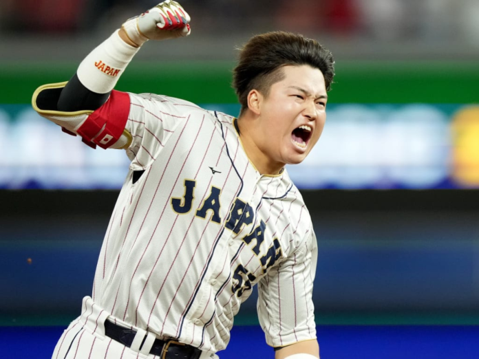 Munetaka Murakami. Filis. . Selección de Japón. Munetaka Murakami, interesa a los Filis. Selección de Japón.