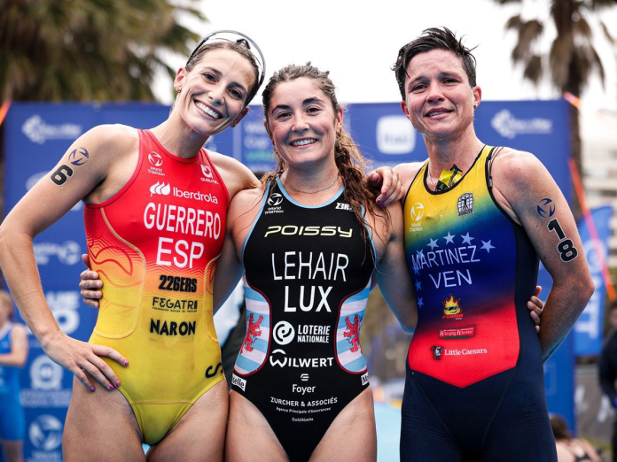 Rosa Elena Martínez -derecha-. (Foto: @deportegob)